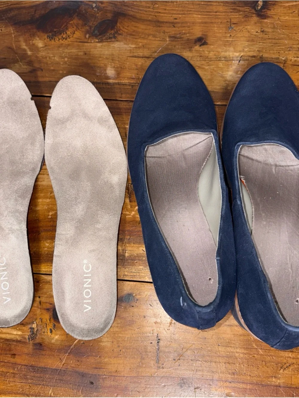 Vionic Women 10 Willa Wedge pump heel shoe Navy blue Suede Waterproof